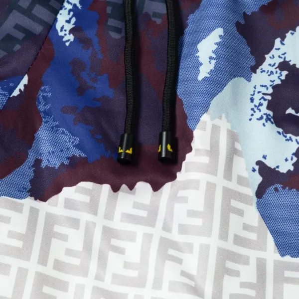 【FENDI 公式旗艦店】フェンディ ショートパンツご好評に付き再入荷 24624