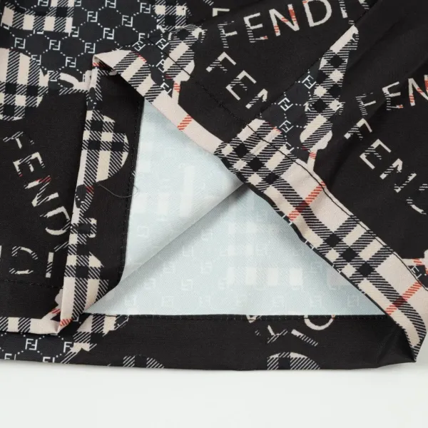 【FENDI 公式旗艦店】フェンディ ショートパンツ ご好評に付き再入荷! 【FENDI 公式旗艦店】フェンディ ショートパンツ ご好評に付き再入荷!