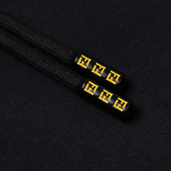 【FENDI  公式旗艦店】フェンディ ショートパンツご好評に付き再入荷！