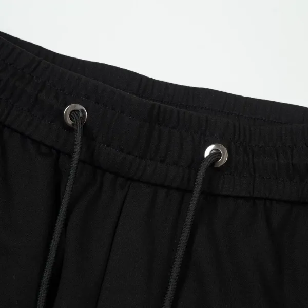 【FENDI 公式旗艦店】モンクレール   ショートパンツ  ご好評に付き再入荷！