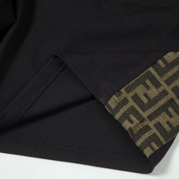 【FENDI  公式旗艦店】フェンディ ショートパンツご好評に付き再入荷！