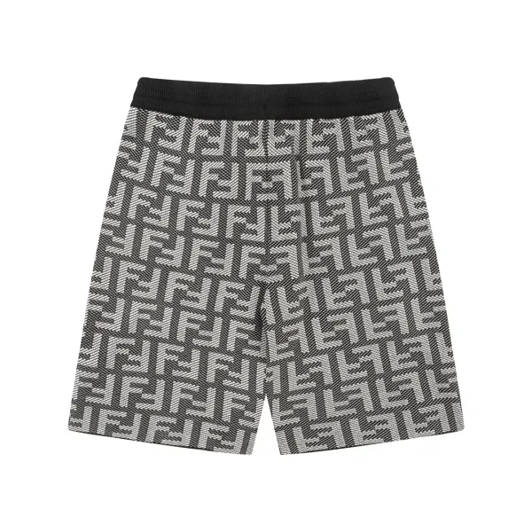 【FENDI  公式旗艦店】フェンディ   ショートパンツご好評に付き再入荷！