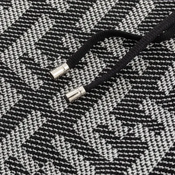 【FENDI  公式旗艦店】フェンディ   ショートパンツご好評に付き再入荷！