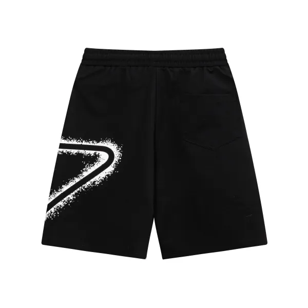 【PRADA  公式旗艦店】プラダ ショートパンツご好評に付き再入荷！250227