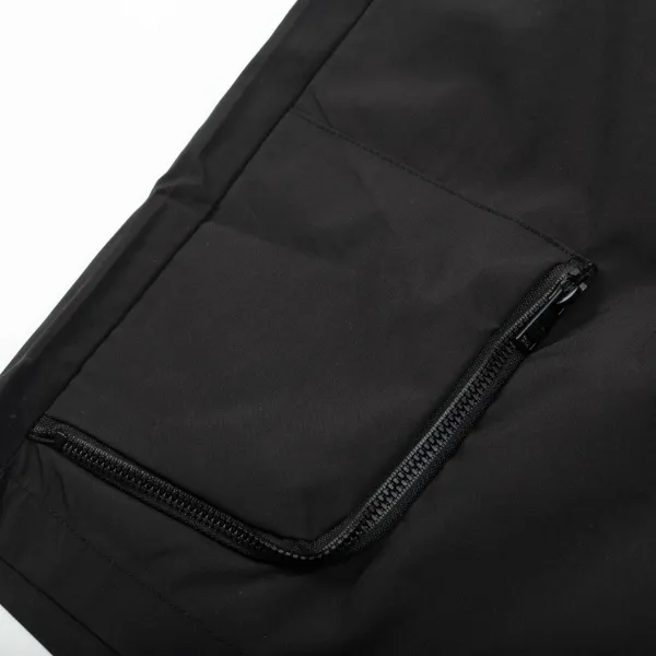 【PRADA  公式旗艦店】プラダ ショートパンツご好評に付き再入荷！250227