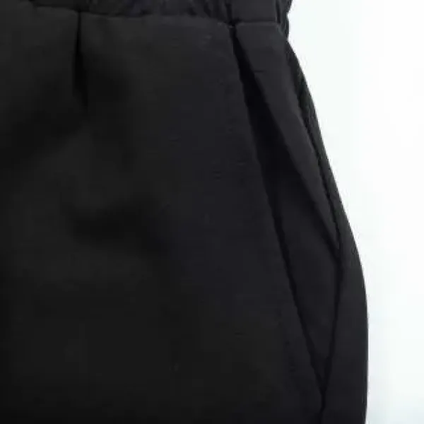 【PRADA  公式旗艦店】プラダ ショートパンツご好評に付き再入荷！250227