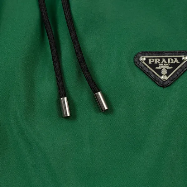 【PRADA  公式旗艦店】プラダ ショートパンツ  ご好評に付き再入荷！