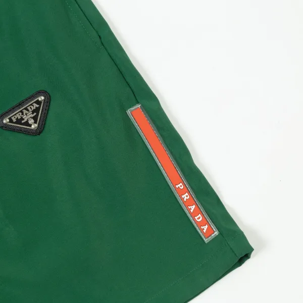 【PRADA  公式旗艦店】プラダ ショートパンツ  ご好評に付き再入荷！