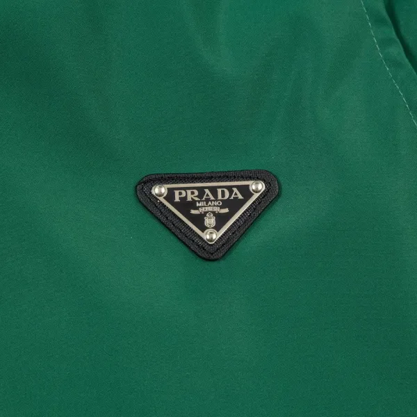 【PRADA 公式旗艦店】プラダ ショートパンツ ご好評に付き再入荷! 【PRADA 公式旗艦店】プラダ ショートパンツ ご好評に付き再入荷!