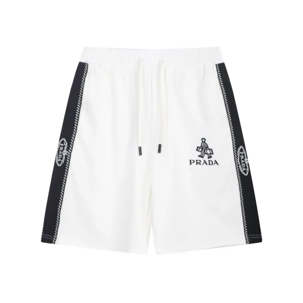 【PRADA  公式旗艦店】プラダ  ショートパンツ  ご好評に付き再入荷！
