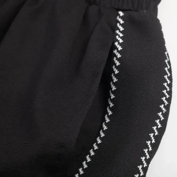 【PRADA  公式旗艦店】プラダ  ショートパンツ  ご好評に付き再入荷！