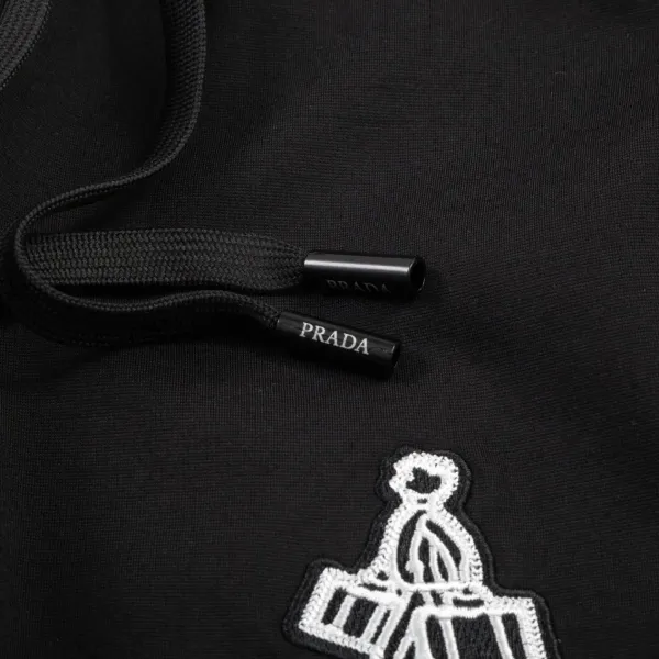 【PRADA  公式旗艦店】プラダ  ショートパンツ  ご好評に付き再入荷！