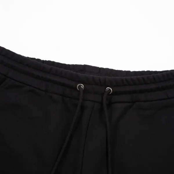 【CELINE 公式旗艦店】セリーヌ  ショートパンツ  ご好評に付き再入荷！