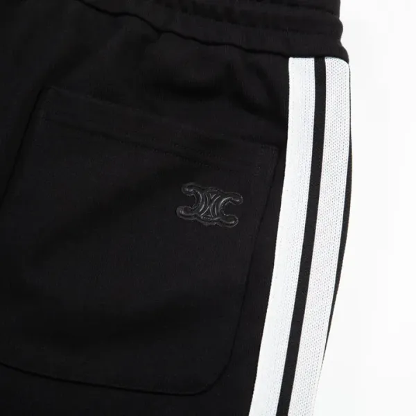 【CELINE 公式旗艦店】セリーヌ  ショートパンツ  ご好評に付き再入荷！