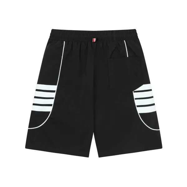 【ThomBrowne   公式旗艦店】トムブラウン  ショートパンツご好評に付き再入荷！250227