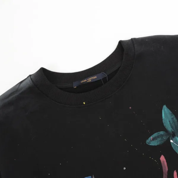 LV【LOUIS VUITTON  公式旗艦店】ルイヴィトン 丸首の衛衣 スウェット ご好評に付き再入荷！250110