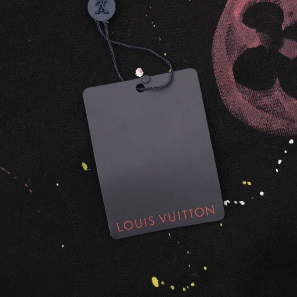 LV【LOUIS VUITTON  公式旗艦店】ルイヴィトン 丸首の衛衣 スウェット ご好評に付き再入荷！250110