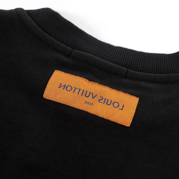 LV【LOUIS VUITTON  公式旗艦店】ルイヴィトン 丸首の衛衣 スウェット ご好評に付き再入荷！250110