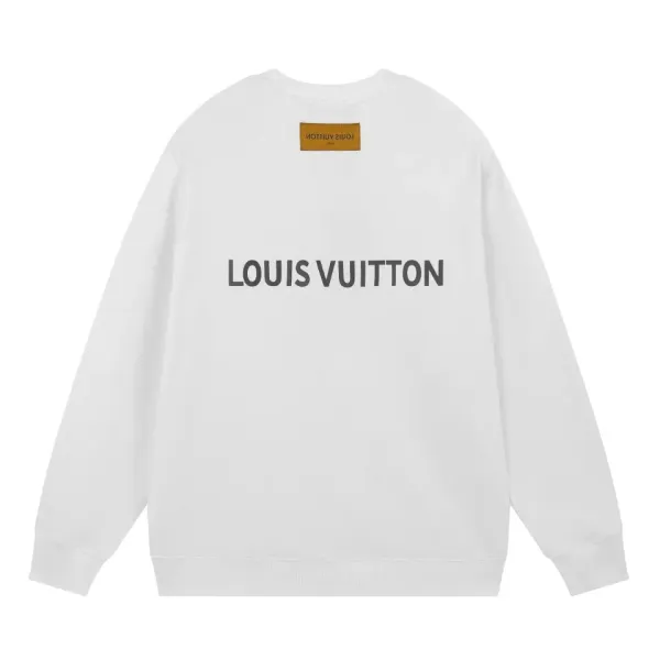 LV【LOUIS VUITTON 公式旗艦店】ルイヴィトン 丸首の衛衣 スウェット ご好評に付き再入荷!241217 LV【LOUIS VUITTON 公式旗艦店】ルイヴィトン 丸首の衛衣 スウェット ご好評に付き再入荷!241217