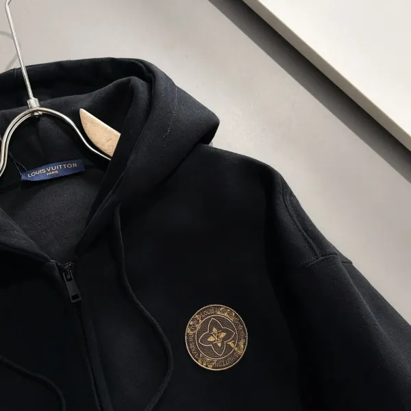 LV【LOUIS VUITTON 公式旗艦店】ルイヴィトン パーカー  スウェットご好評に付き再入荷！241217