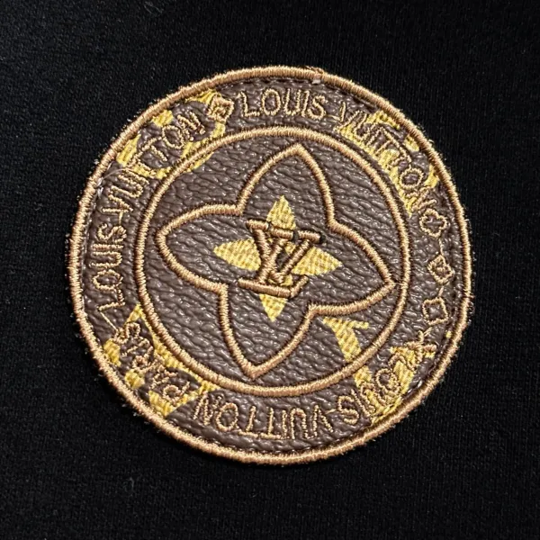 LV【LOUIS VUITTON 公式旗艦店】ルイヴィトン パーカー  スウェットご好評に付き再入荷！241217