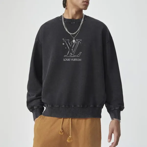 LV【LOUIS VUITTON  公式旗艦店】ルイヴィトン 丸首の衛衣 スウェットご好評に付き再入荷！ 241121