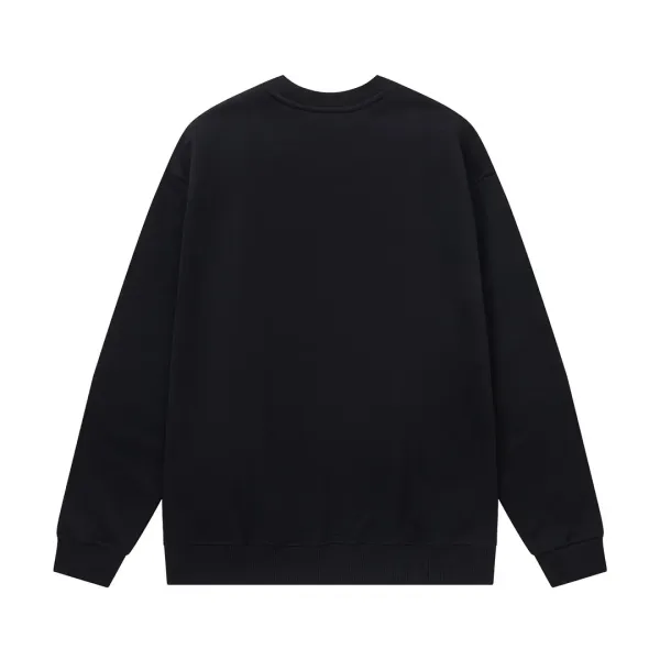 【GUCCI  公式旗艦店】グッチ 丸首の衛衣 スウェットご好評に付き再入荷 240902