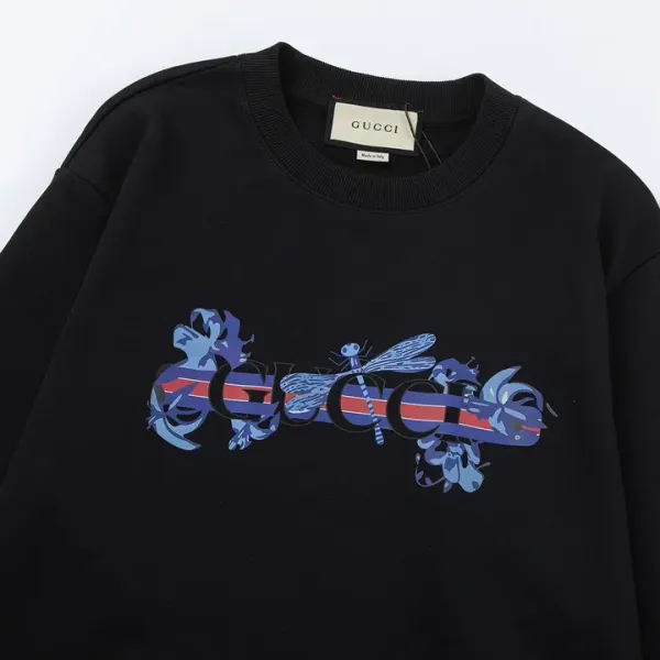 【GUCCI  公式旗艦店】グッチ 丸首の衛衣 スウェットご好評に付き再入荷 240902