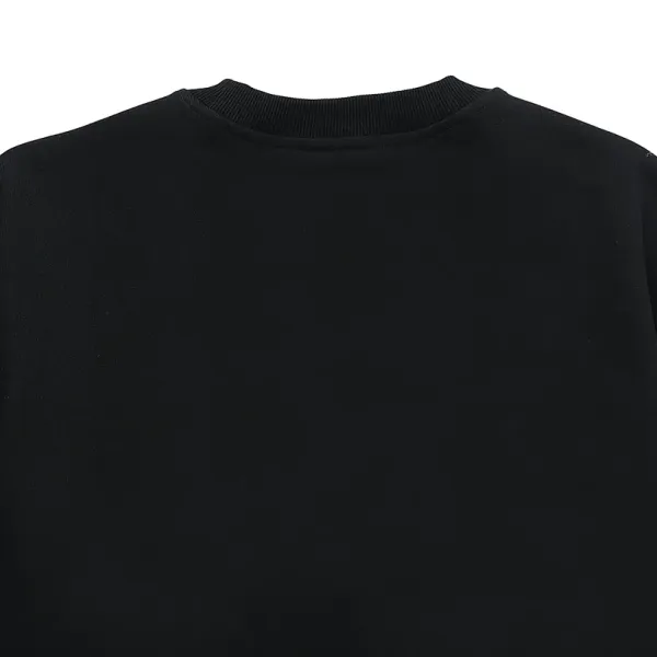 【GUCCI  公式旗艦店】グッチ 丸首の衛衣 スウェットご好評に付き再入荷 240828