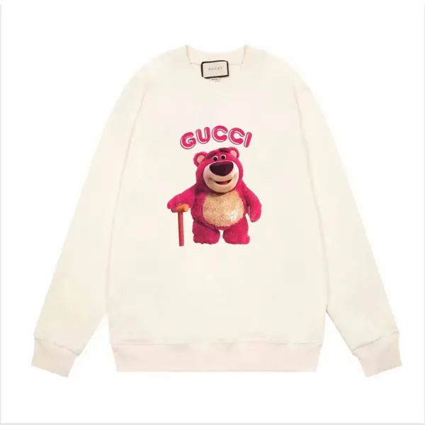 【GUCCI  公式旗艦店】グッチ 丸首の衛衣 スウェットご好評に付き再入荷 240828