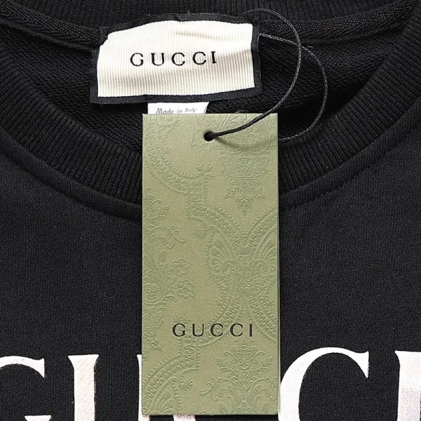 【GUCCI  公式旗艦店】グッチ 丸首の衛衣 スウェットご好評に付き再入荷 240811