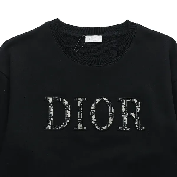 【DIOR  公式旗艦店】ディオール  丸首の衛衣 ご好評に付き再入荷 240809