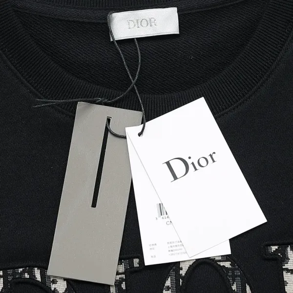 【DIOR  公式旗艦店】ディオール  丸首の衛衣 ご好評に付き再入荷 240809