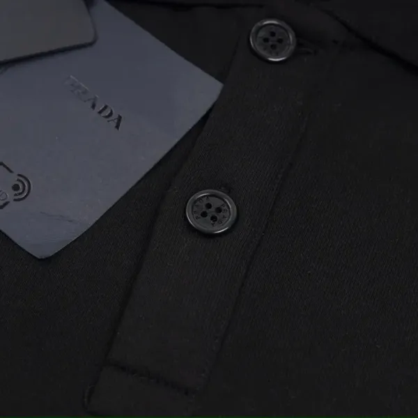 【PRADA 公式旗艦店】プラダ  開襟衛衣  スウェットご好評に付き再入荷    241113