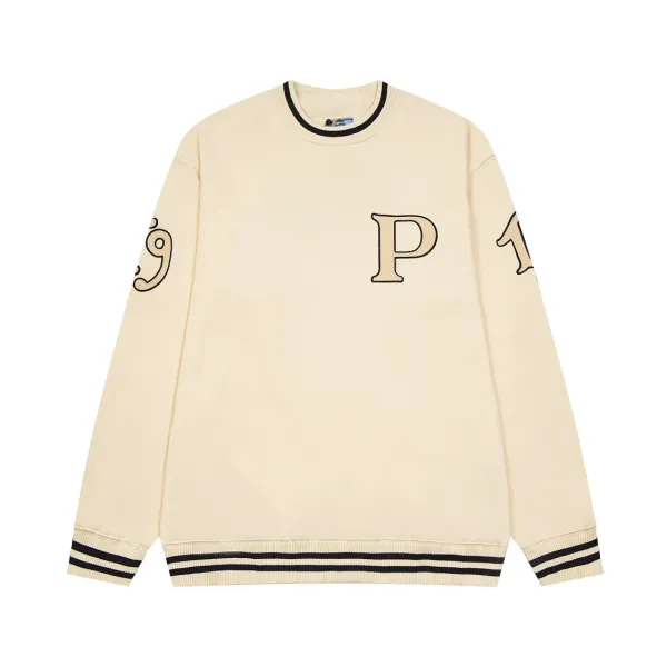 【PRADA 公式旗艦店】プラダ 丸首の衛衣 スウェットご好評に付き再入荷 240925 【PRADA 公式旗艦店】プラダ 丸首の衛衣 スウェットご好評に付き再入荷 240925