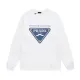 【PRADA 公式旗艦店】プラダ  丸首の衛衣 スウェットご好評に付き再入荷 240809