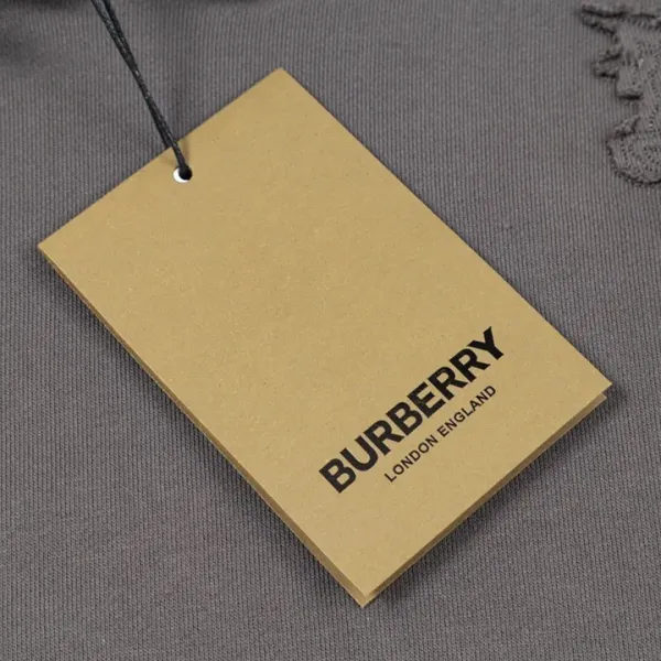 【BURBERRY  公式旗艦店】バーバリー パーカー  スウェットご好評に付き再入荷 240830