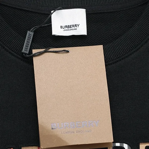 【BURBERRY  公式旗艦店】バーバリー 丸首の衛衣  パーカー ウェットご好評に付き再入荷  240809