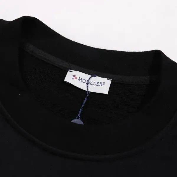 【MONCLER   公式旗艦店】モンクレール   丸首の衛衣  スウェット ご好評に付き再入荷！241120