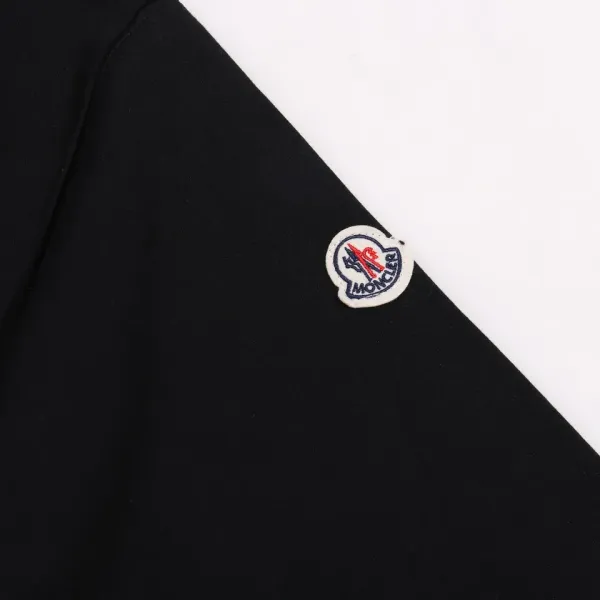 【MONCLER   公式旗艦店】モンクレール   丸首の衛衣  スウェット ご好評に付き再入荷！241120