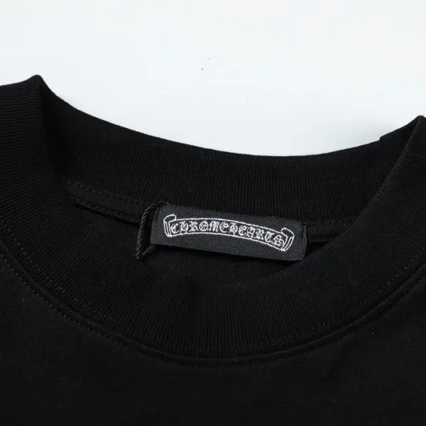 【CHROME HEARTS 公式旗艦店】クロムハーツ  丸首の衛衣  スウェットご好評に付き再入荷！241217