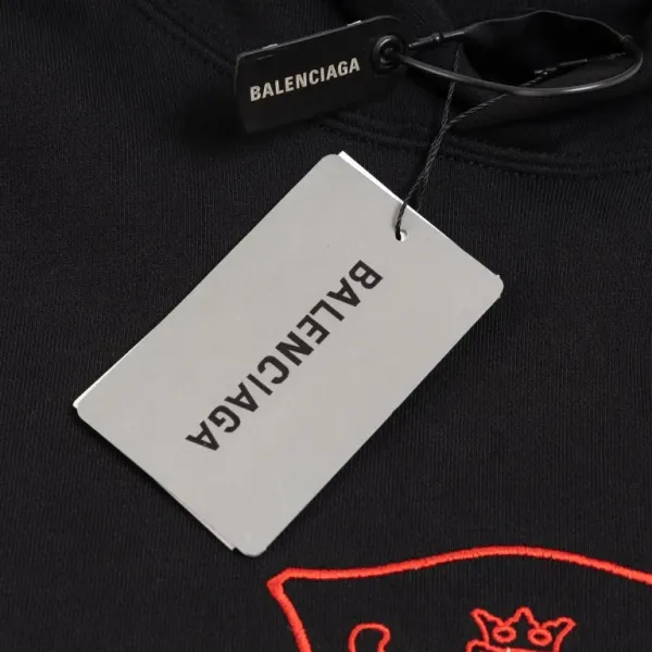 【BALENCIAGA 公式旗艦店】バレンシアガ パーカー スウェット ご好評に付き再入荷！241211