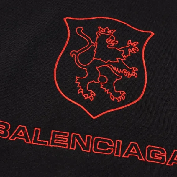 【BALENCIAGA 公式旗艦店】バレンシアガ パーカー スウェット ご好評に付き再入荷！241211
