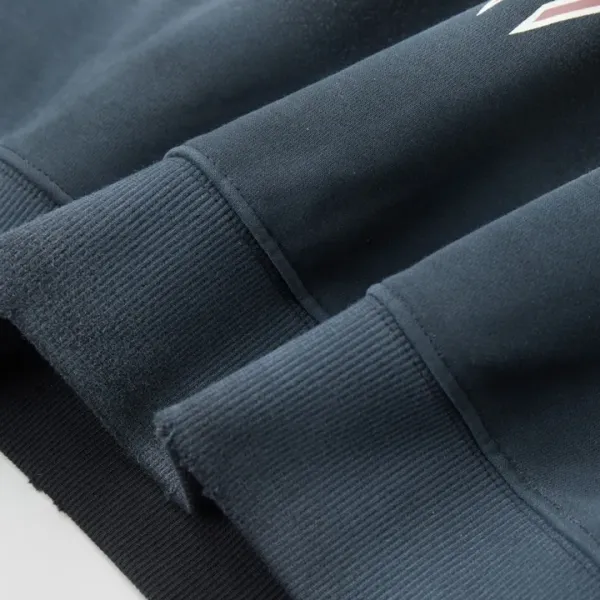 【BALENCIAGA 公式旗艦店】バレンシアガ 丸首の衛衣 スウェット ご好評に付き再入荷！241120