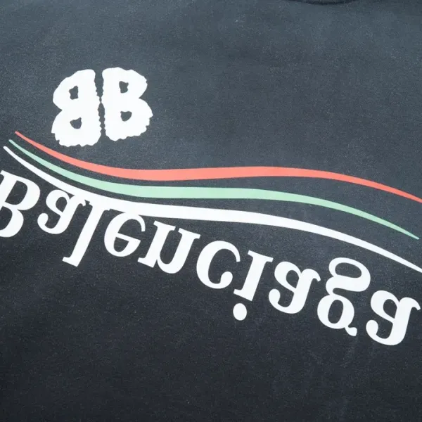 【BALENCIAGA 公式旗艦店】バレンシアガ 丸首の衛衣 スウェット ご好評に付き再入荷！241120