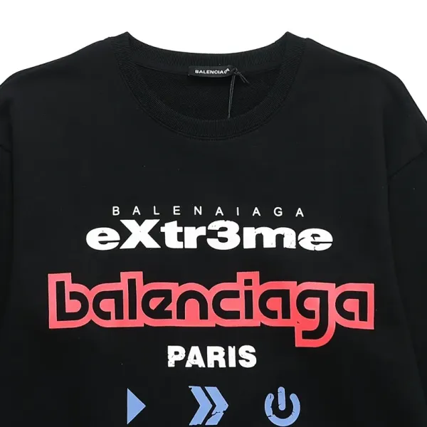 【BALENCIAGA 公式旗艦店】バレンシアガ 丸首の衛衣 スウェット ご好評に付き再入荷 240809