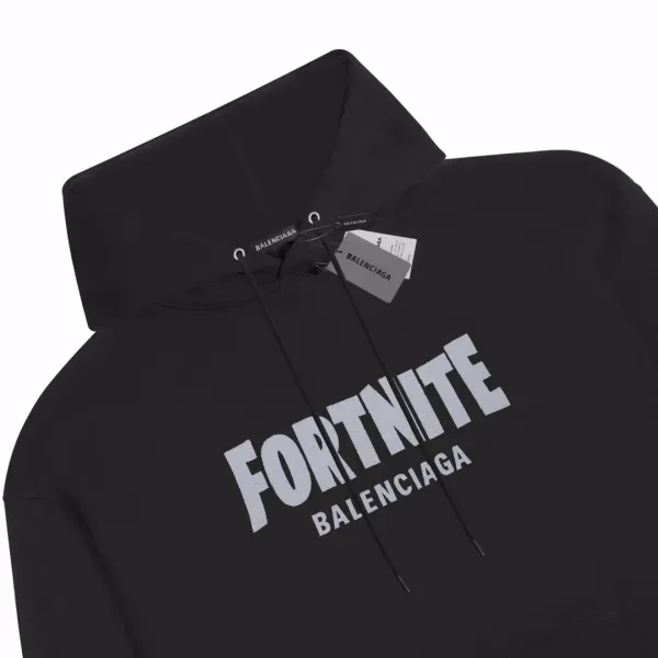 【BALENCIAGA 公式旗艦店】バレンシアガ パーカー スウェット ご好評に付き再入荷！ 240716