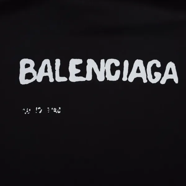 【BALENCIAGA 公式旗艦店】バレンシアガ パーカー スウェット ご好評に付き再入荷！ 240716