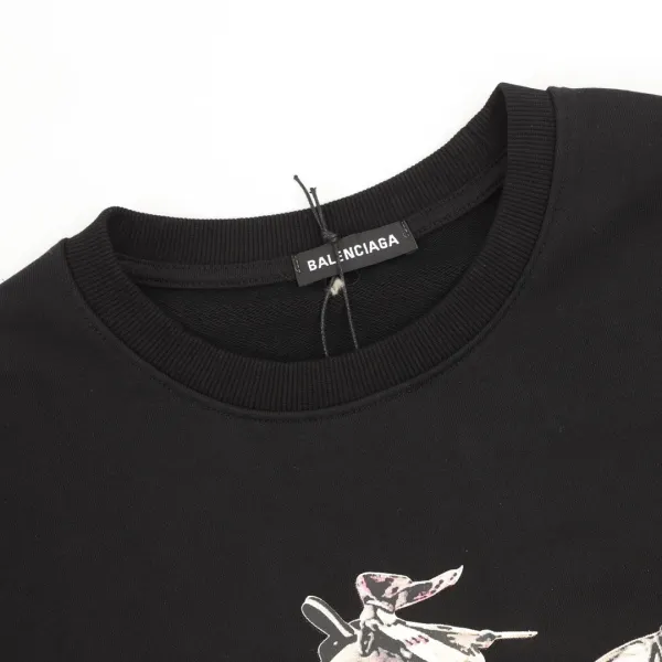 【BALENCIAGA 公式旗艦店】バレンシアガ 丸首の衛衣 スウェット ご好評に付き再入荷！