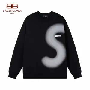 【BALENCIAGA 公式旗艦店】バレンシアガ 丸首の衛衣 スウェット ご好評に付き再入荷！